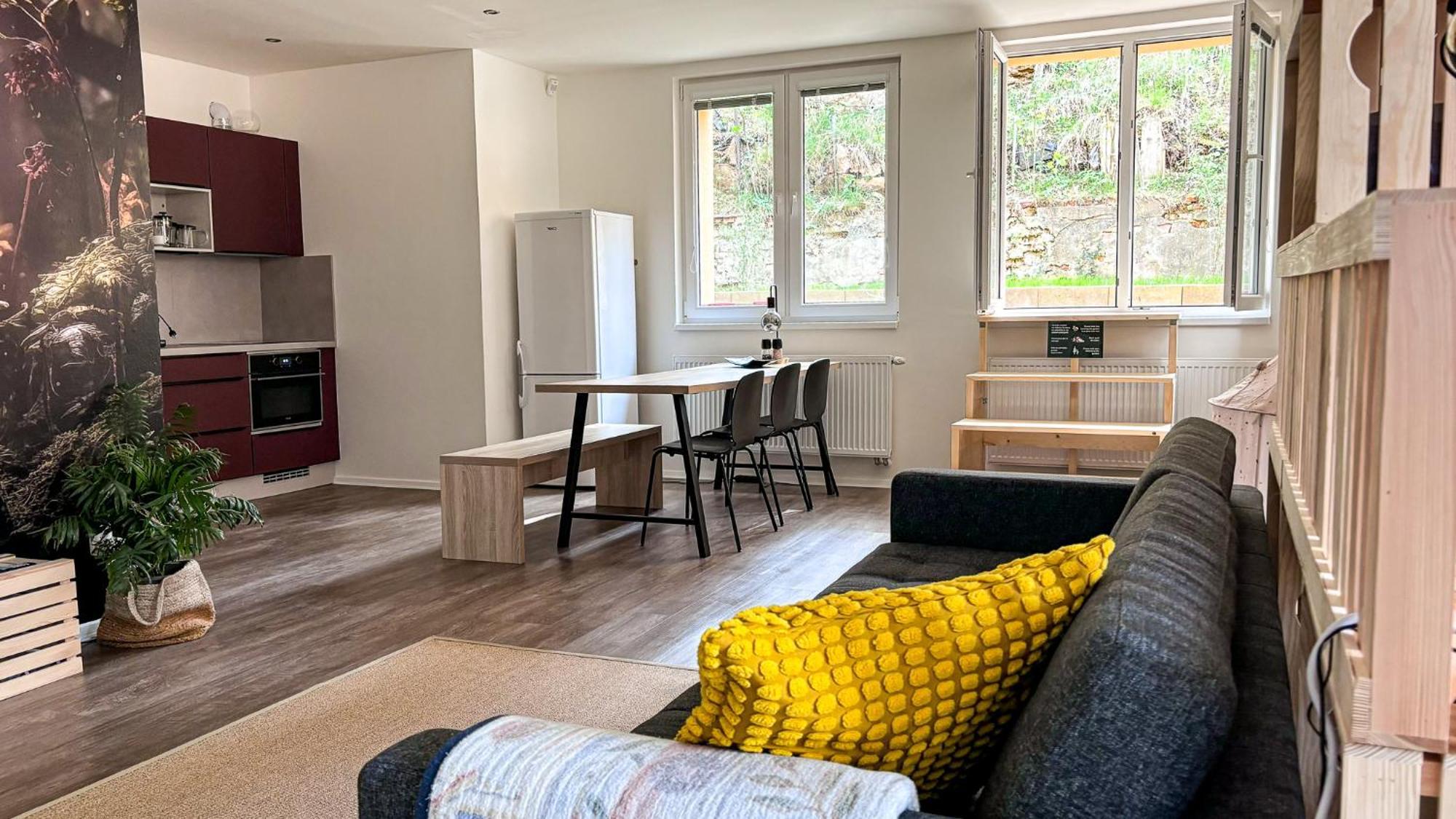 Remote Work Friendly Zahradni Apartman U Jezera สตาเร สปลาวี ภายนอก รูปภาพ